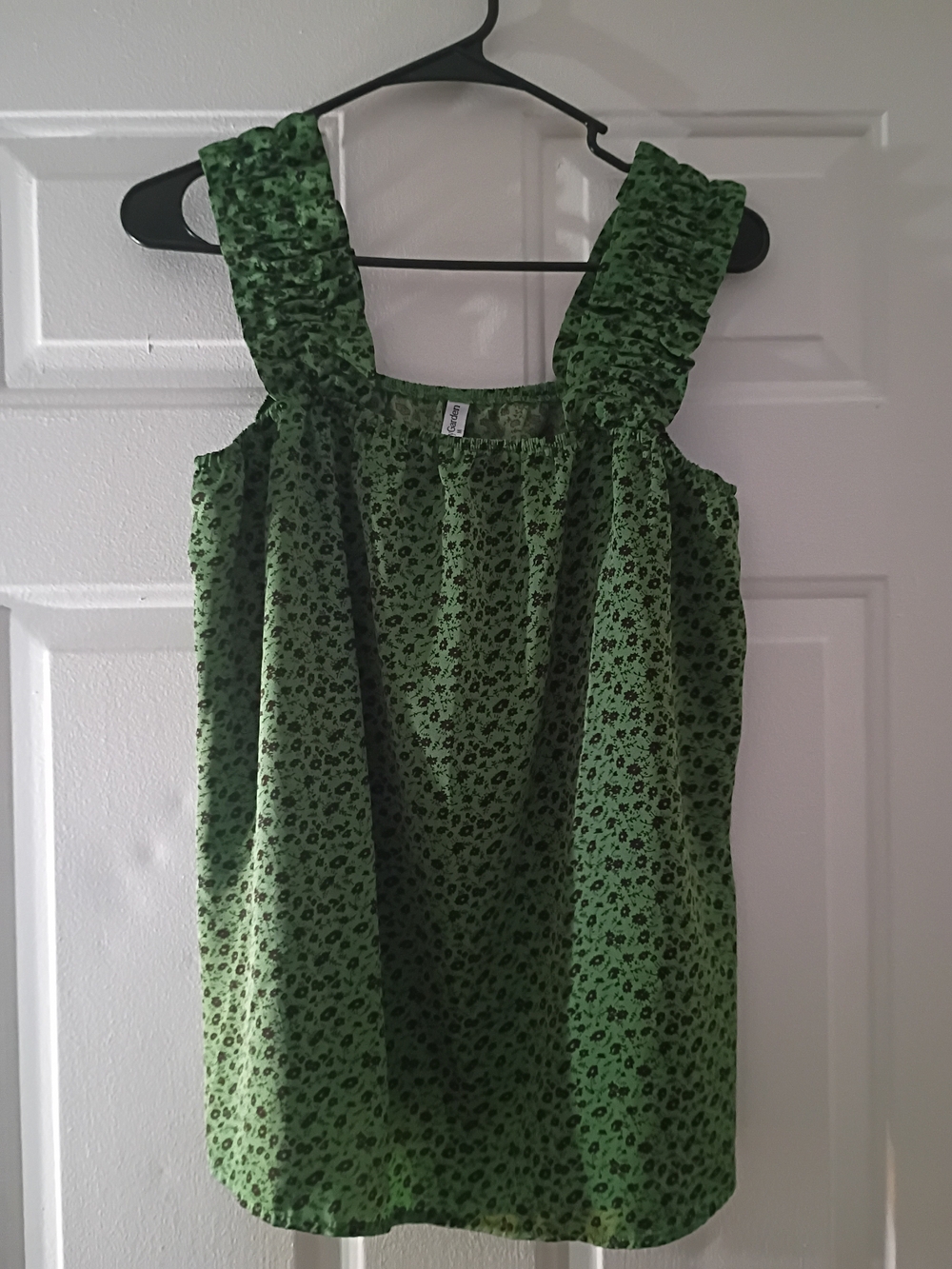 Green Printed Ruffled Strap Tank
